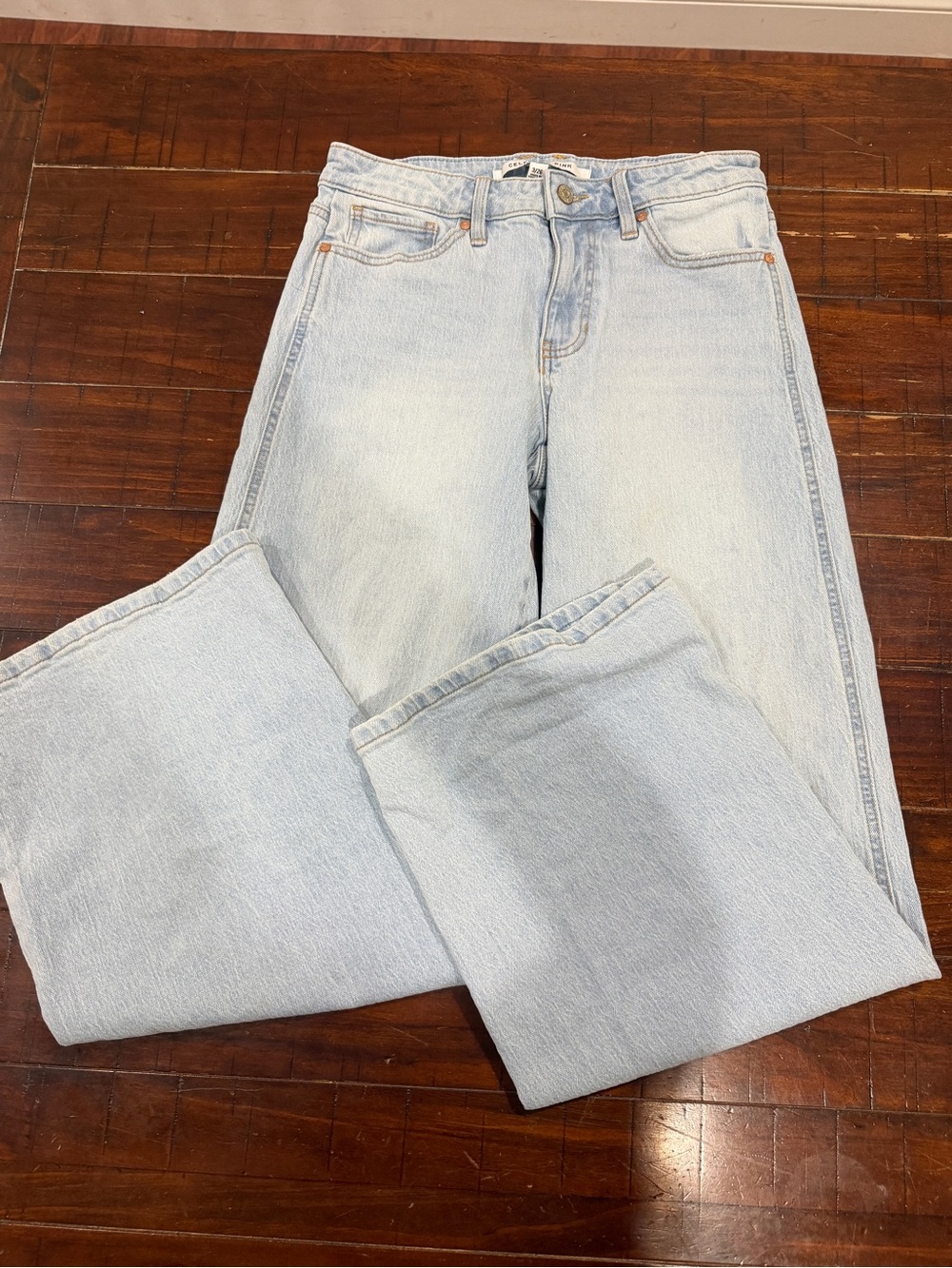 wide leg jeans